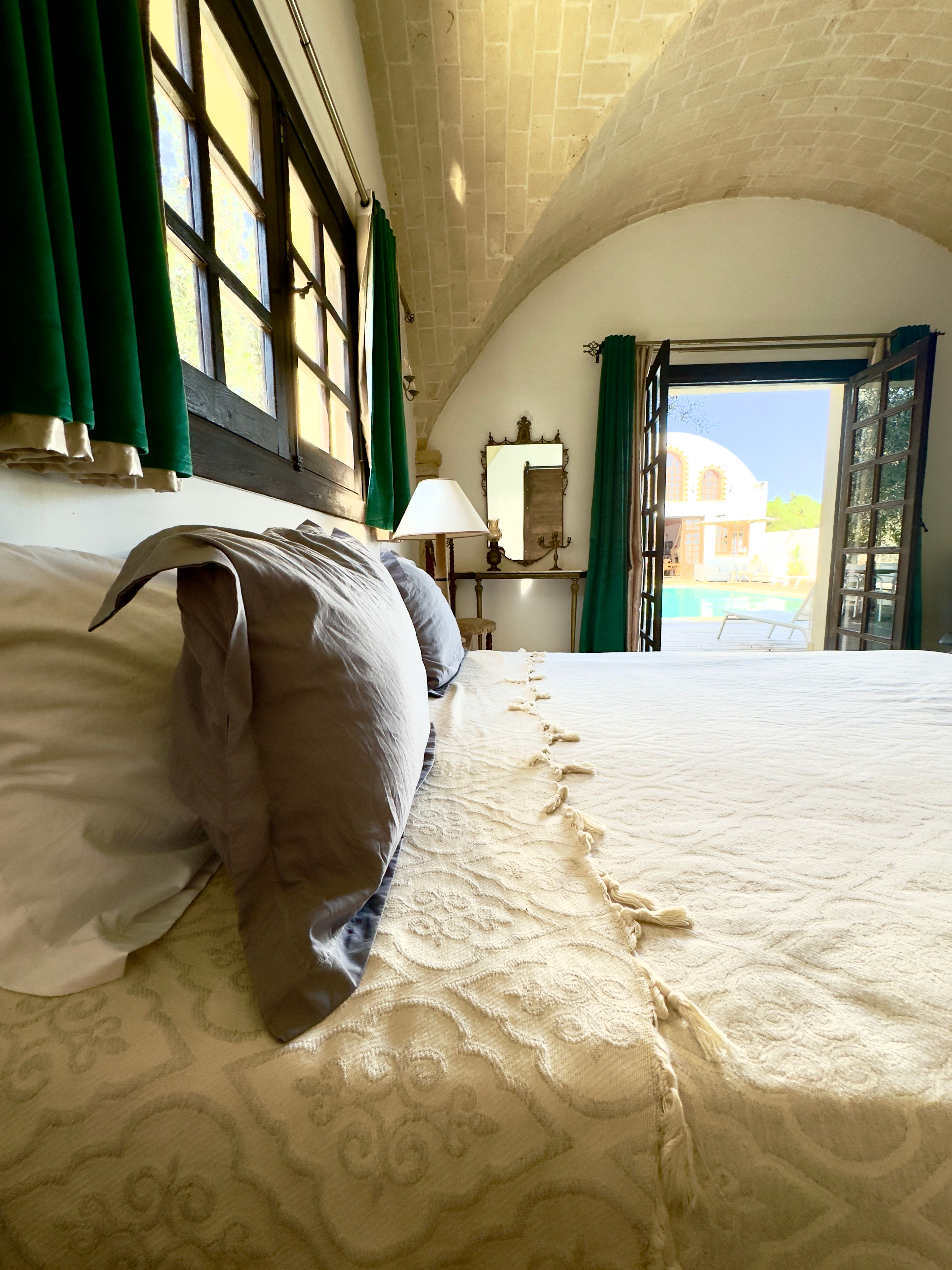 Suite Debussy — vue piscine